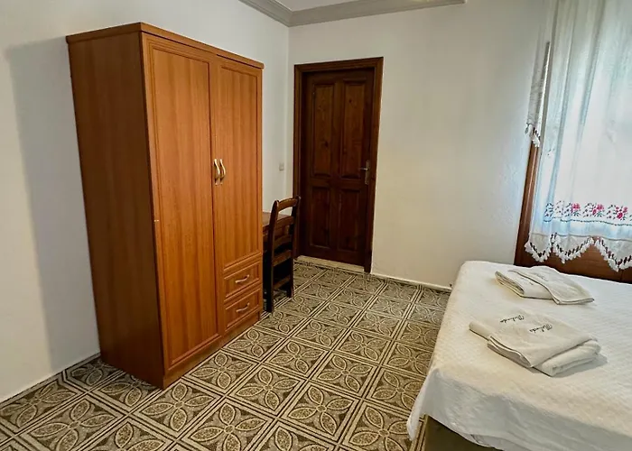 Melinda & Restaurant Konukevi 3*