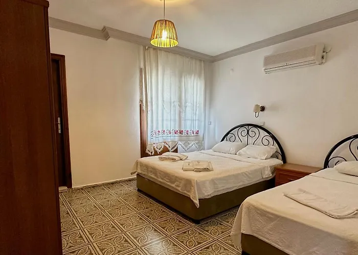 Melinda & Restaurant Konukevi 3*