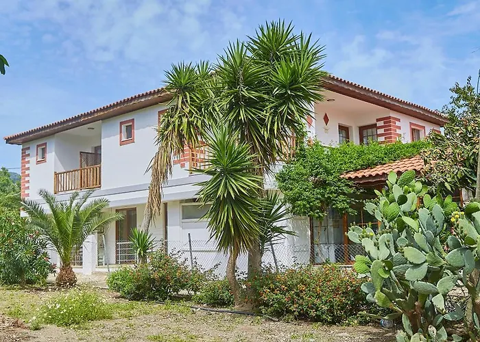 Melinda & Restaurant Mesudiye (Datca)